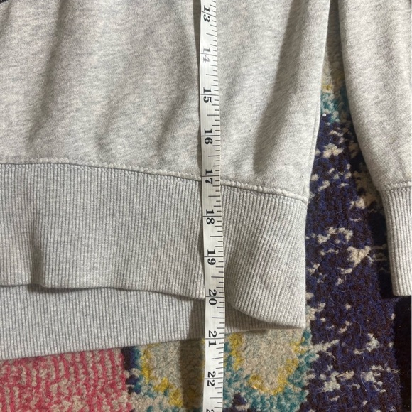 Tommy Hilfiger Gray embroidered women’s  Sweatshirt XXS - Picture 5 of 7
